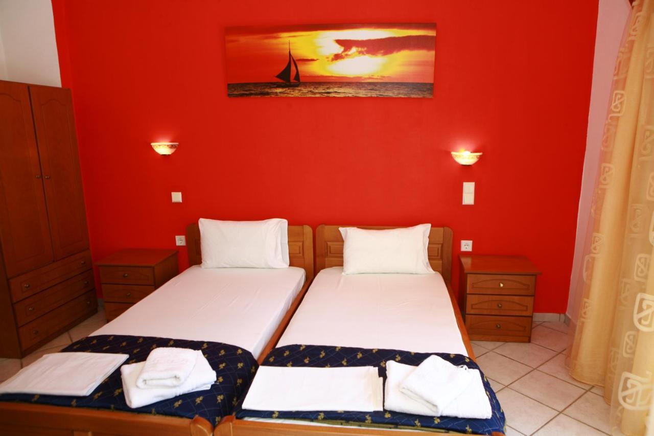 Poseidon Hotel Ammoudia Bagian luar foto