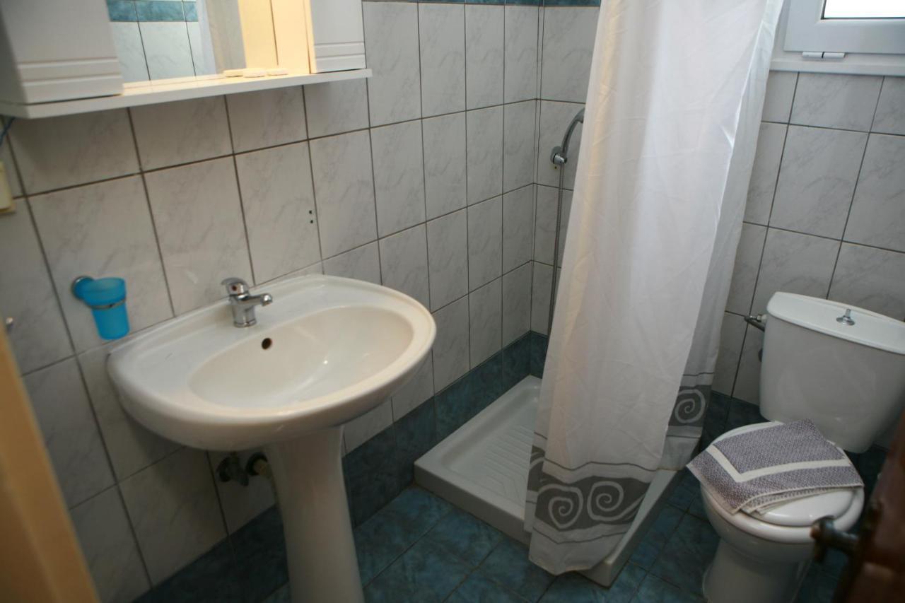 Poseidon Hotel Ammoudia Bagian luar foto