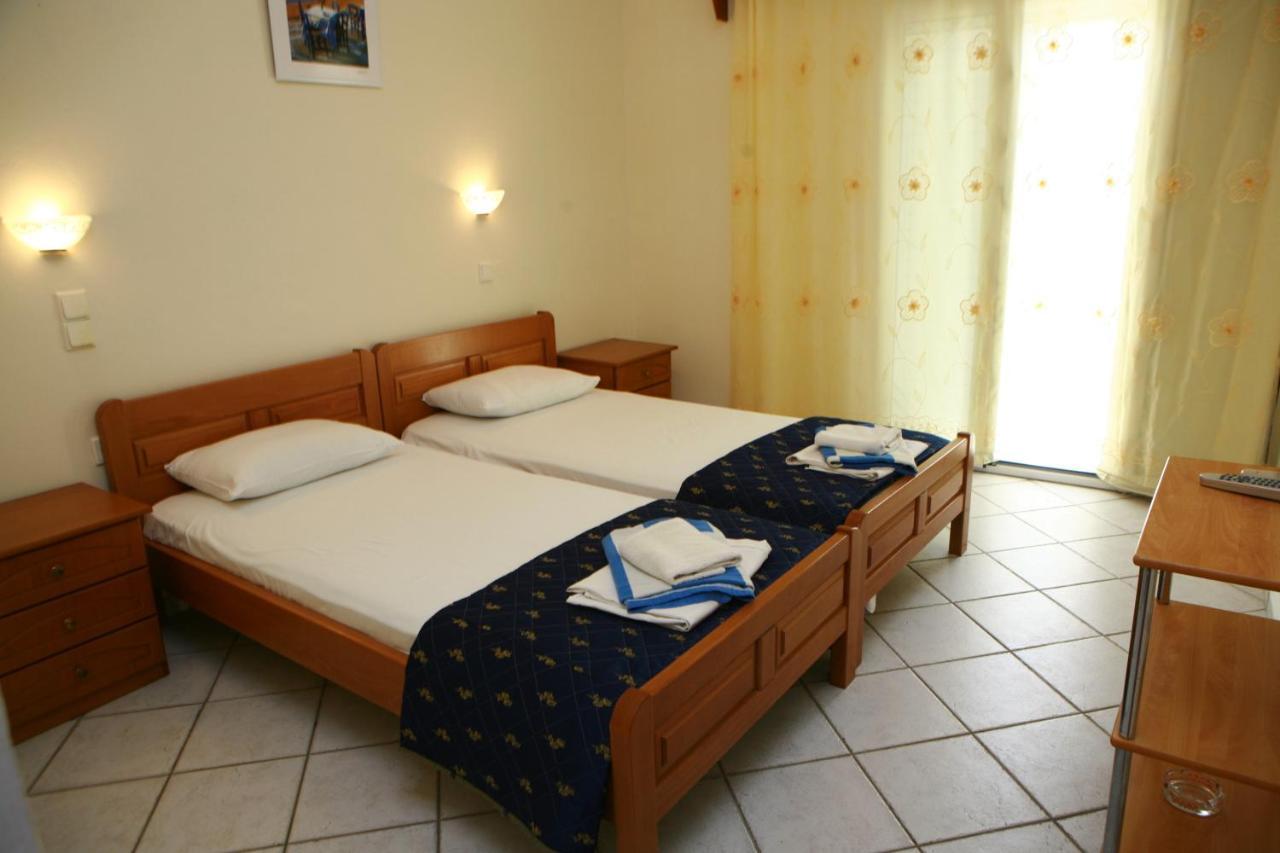 Poseidon Hotel Ammoudia Bagian luar foto